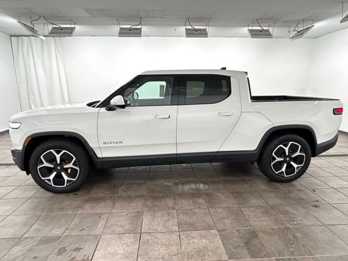 Used 2022 Rivian R1T Adventure AWD/4WD image 3