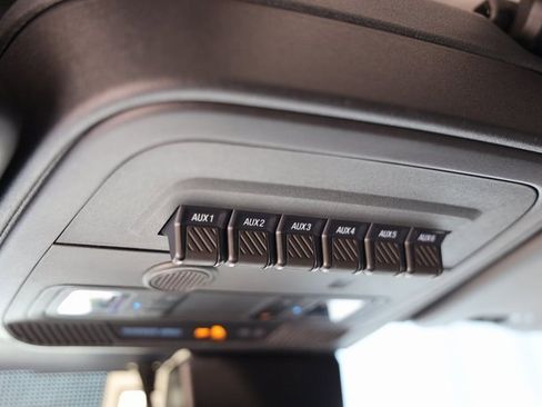 Used 2024 Ford Bronco Wildtrak image 22