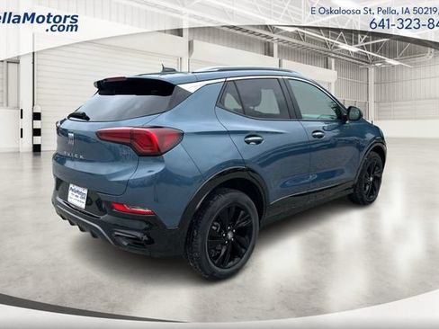 Used 2024 Buick Encore GX Sport Touring AWD/4WD image 3