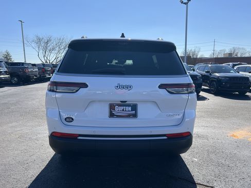 New 2026 Jeep Grand Cherokee L Limited AWD/4WD image 8