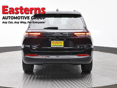 Used 2023 Jeep Grand Cherokee 4WD 4xe w/ Luxury Tech Group II image 6