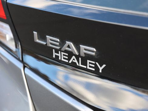 Used 2023 Nissan Leaf SV Plus image 9