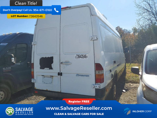 Used 2005 Dodge Sprinter 2500 w/ Window Group I RWD image 4