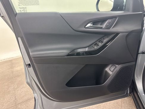 New 2026 Chevrolet Equinox LT w/ Convenience Package II image 29