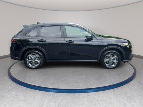 New 2026 Honda HR-V LX image 4