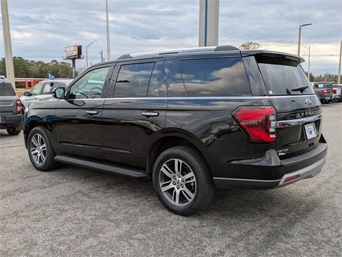 Certified 2024 Ford Expedition Limited image 6