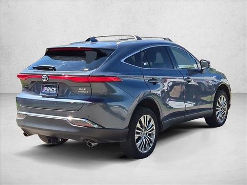 Used 2021 Toyota Venza XLE w/ Carpet Mat Package (TMS) AWD/4WD image 5