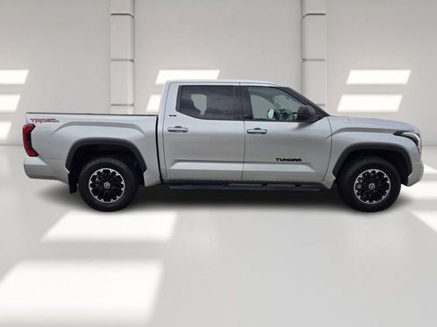 Used 2022 Toyota Tundra SR5 image 5
