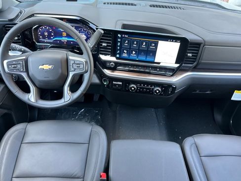 New 2025 Chevrolet Silverado 1500 LT w/ Leather Package image 15