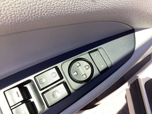 Used 2020 Hyundai Tucson AWD image 36