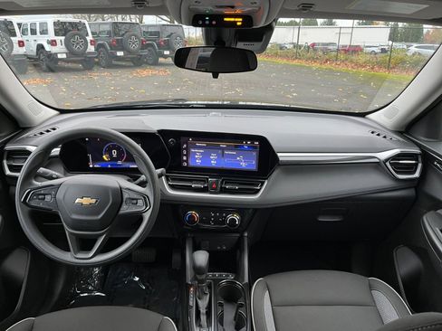 Used 2025 Chevrolet TrailBlazer LT image 31