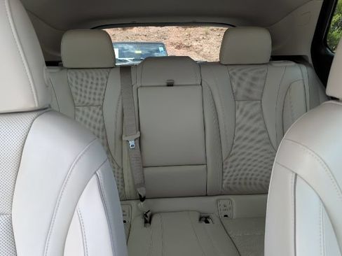 Used 2023 Buick Envision Essence FWD image 21