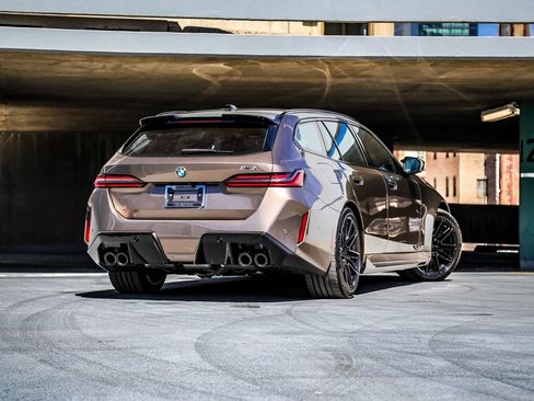 New 2026 BMW M5 Touring AWD/4WD image 7