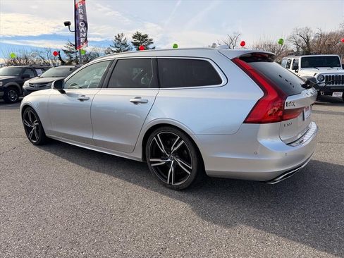 Used 2019 Volvo V90 T6 R-Design w/ Advanced Package image 6