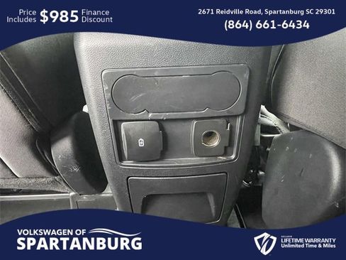 Used 2022 Ford Explorer XLT image 14