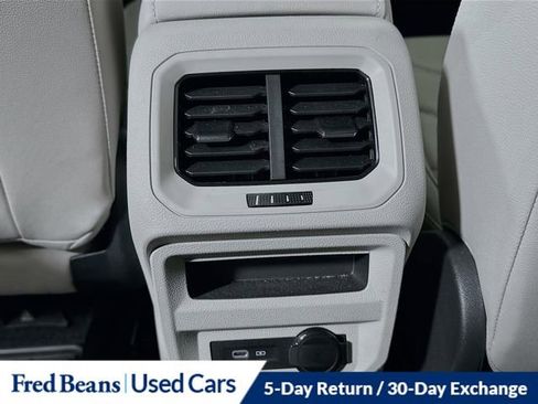 Used 2022 Volkswagen Tiguan SEL R-Line AWD/4WD image 29