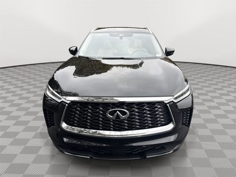 Certified 2025 INFINITI QX60 Luxe image 3