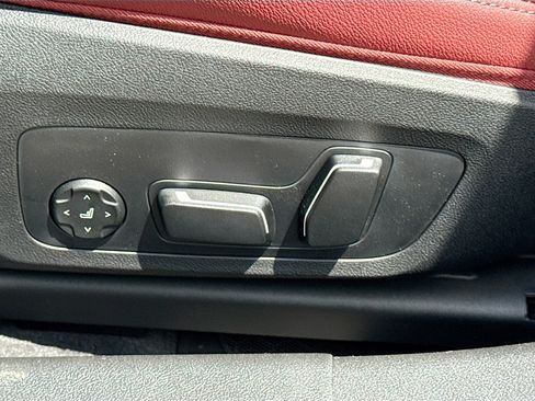 New 2026 BMW 330i Sedan w/ Premium Package RWD image 25