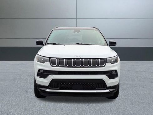 Certified 2022 Jeep Compass Limited w/ Elite Group image 9