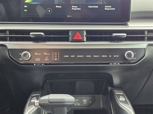 New 2026 Kia Sorento S w/ S Panoramic Sunroof Package FWD image 16