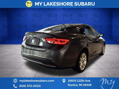 Used 2015 Chrysler 200 Limited w/ Comfort Group FWD image 7