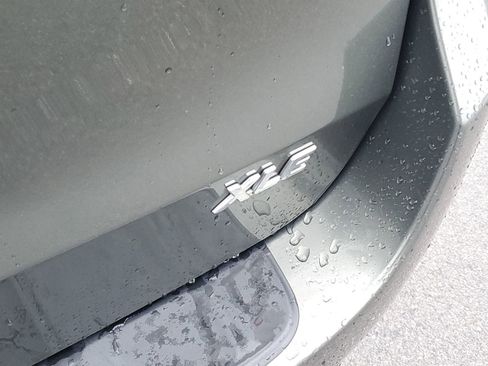 Used 2018 Toyota Sienna XLE Premium image 7