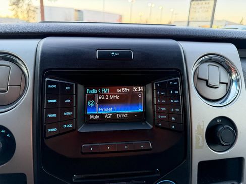 Used 2013 Ford F150 XLT w/ XLT Chrome Pkg image 14