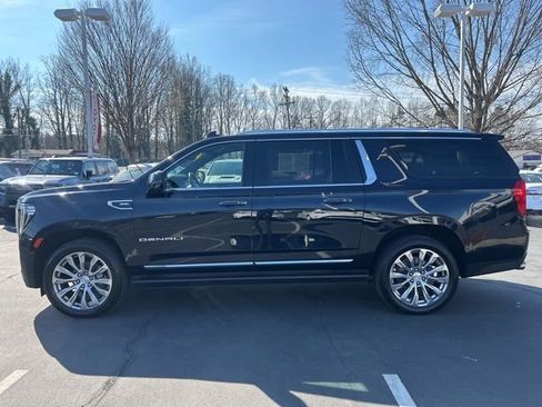 Used 2022 GMC Yukon XL Denali w/ Max Trailering Package image 10