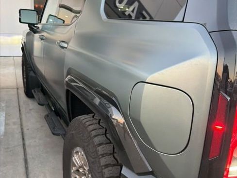 Used 2024 GMC Hummer EV 3X w/ Extreme Off-Road Package image 7