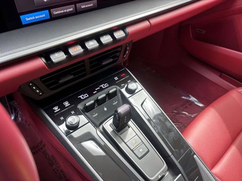 Used 2025 Porsche 911 Carrera S w/ Sportdesign Package RWD image 33