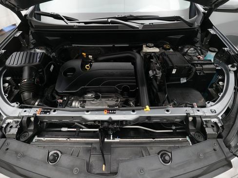 Certified 2023 Chevrolet Equinox LT image 3