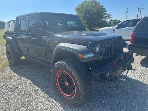 Used 2021 Jeep Gladiator Rubicon AWD/4WD image 2