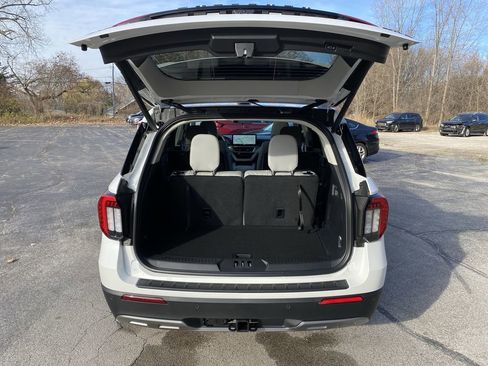 New 2026 Ford Explorer Active image 17