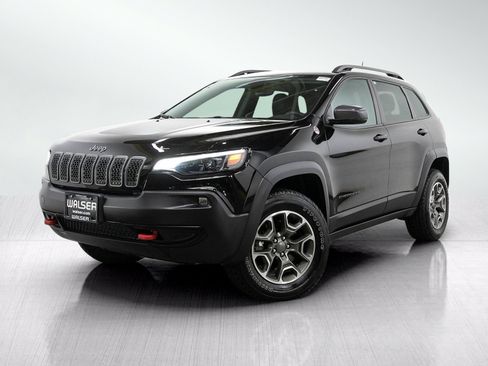 Used 2020 Jeep Cherokee Trailhawk w/ Cold Weather Group AWD/4WD image 1