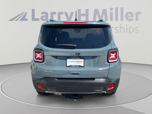Used 2018 Jeep Renegade Limited AWD/4WD image 4