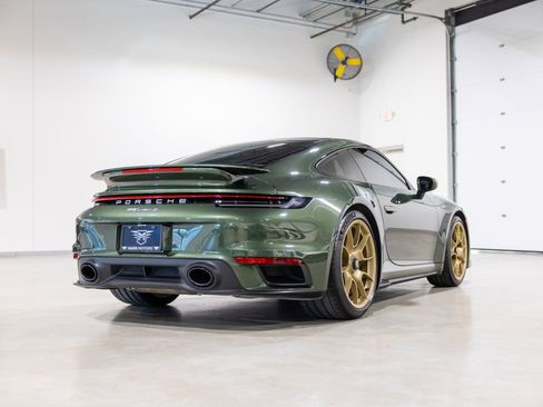 Used 2021 Porsche 911 Turbo S image 4