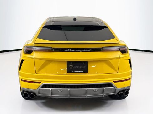 Used 2020 Lamborghini Urus AWD/4WD image 6