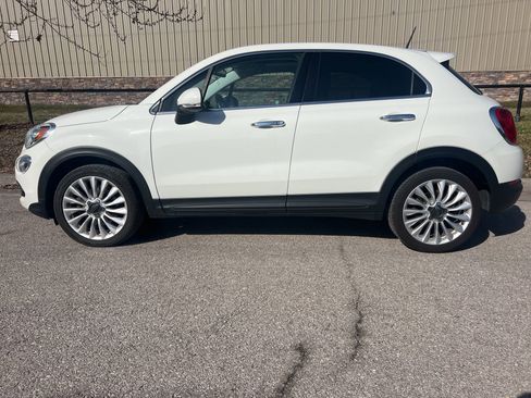 Used 2016 FIAT 500X Lounge image 9