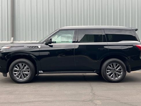 Used 2025 INFINITI QX80 Pure w/ Cargo Package image 7