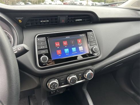 Certified 2024 Nissan Kicks S image 29