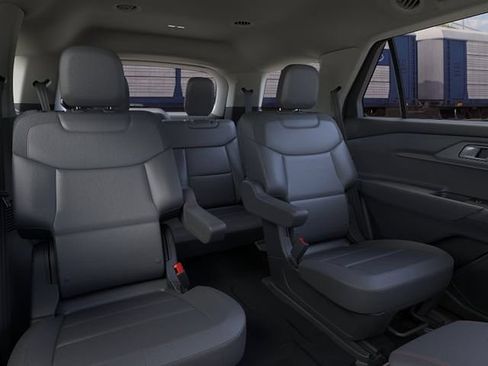 New 2026 Ford Explorer Active AWD/4WD image 11