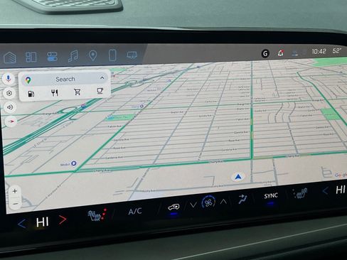 New 2025 Chevrolet Traverse LT w/ Enhanced Driving Package image 24