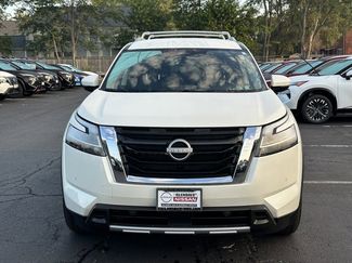 Certified 2024 Nissan Pathfinder SL video 2