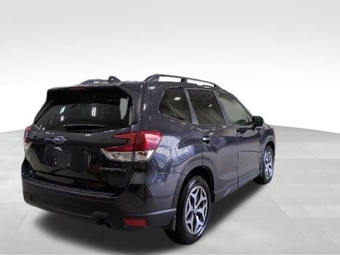 Used 2019 Subaru Forester Premium w/ All-Weather Package AWD/4WD image 32