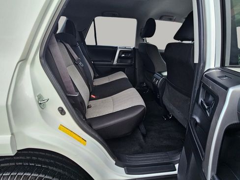 Used 2017 Toyota 4Runner SR5 image 24