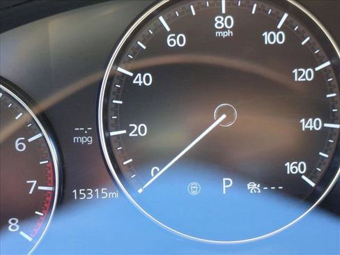 Used 2023 MAZDA MAZDA3 s FWD image 11