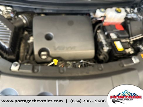 Used 2023 Chevrolet Traverse LS image 23