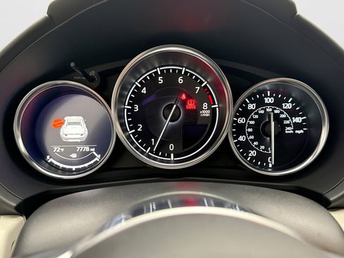 Used 2021 MAZDA MX-5 Miata RF Grand Touring RWD image 13