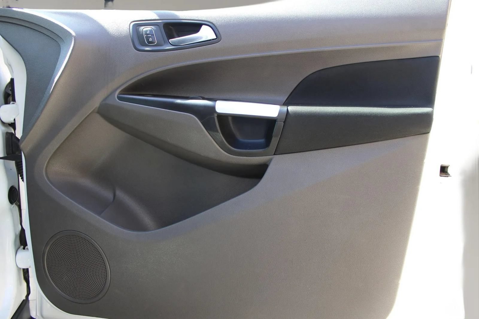 Used 2019 Ford Transit Connect XLT FWD image 16