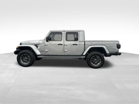 Used 2020 Jeep Gladiator Overland image 4